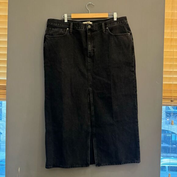 $98 Madewell NWT Denim Mid-Rise Maxi Skirt in Lunar Wash size 33 m2 - Picture 4 of 7